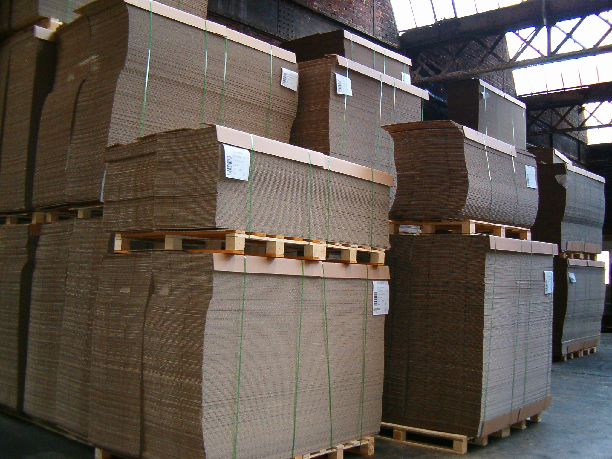 STOCKAGE MATIERE PREMIERE-3